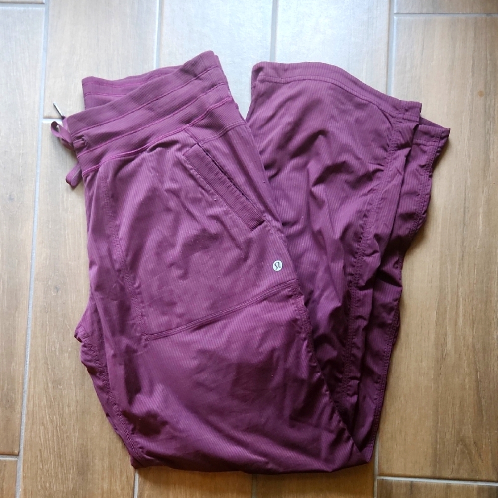 Lululemon Athletica Maroon Active Leggings